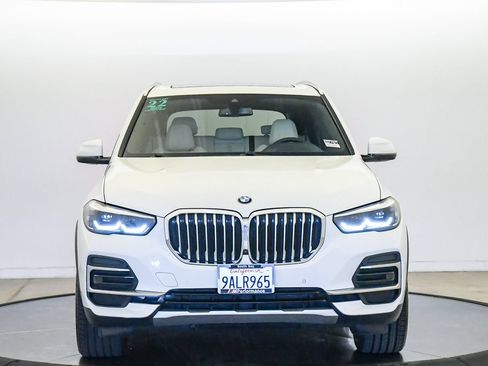 Certified 2022 BMW X5 sDrive40i w/ Premium Package RWD image 6