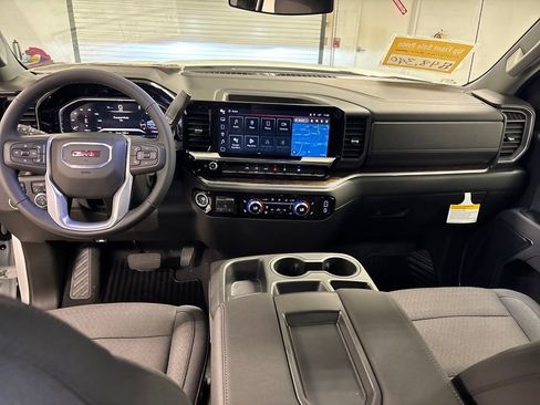 New 2026 GMC Sierra 1500 Elevation image 27
