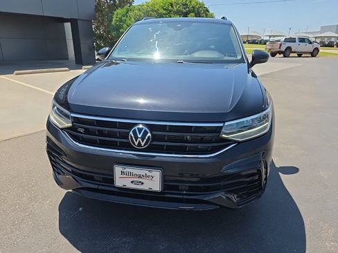 Used 2024 Volkswagen Tiguan SE R-Line FWD image 10