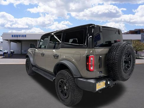 Used 2025 Ford Bronco Outer Banks w/ Sasquatch Package AWD/4WD image 6