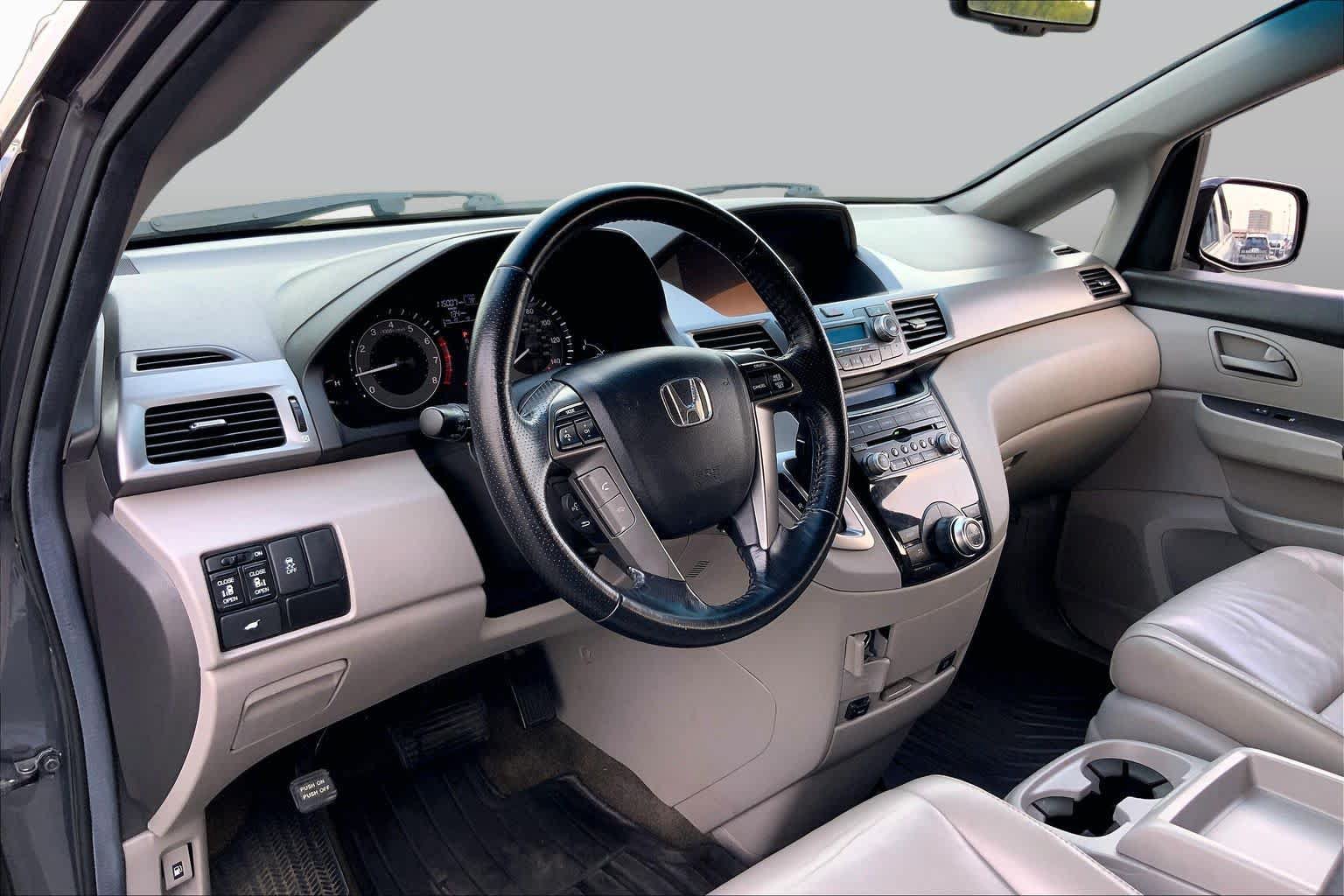 Used 2013 Honda Odyssey EX-L image 17
