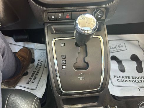 Used 2016 Jeep Patriot High Altitude image 25