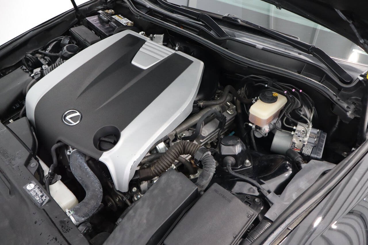 Used 2014 Lexus IS 350 w/ F Sport Package RWD image 27