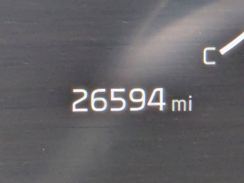 Used 2023 Kia Sportage SX image 28