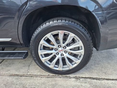 Used 2023 GMC Yukon Denali AWD/4WD image 27