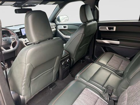 Used 2024 Ford Explorer Timberline w/ Timberline Technology Package AWD/4WD image 15