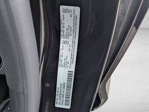 New 2026 Chrysler Pacifica Select image 16