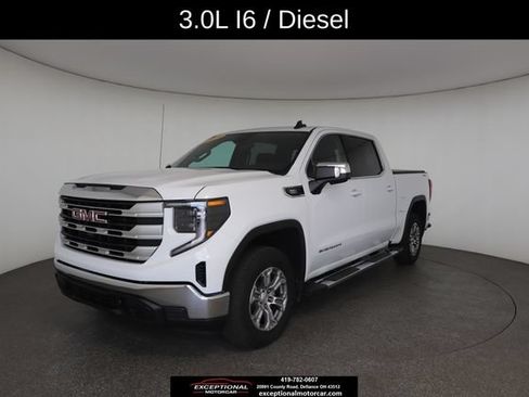 Used 2023 GMC Sierra 1500 SLE AWD/4WD image 2
