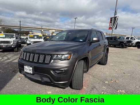 Used 2021 Jeep Grand Cherokee Laredo X image 15