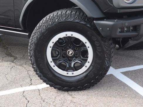 Used 2024 Ford Bronco Badlands image 29