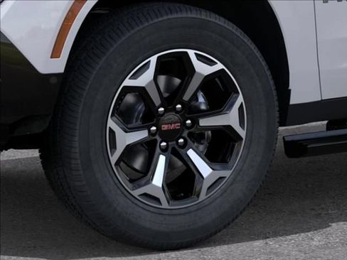 New 2026 GMC Yukon AT4 Ultimate AWD/4WD image 9