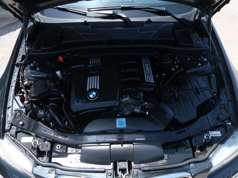 Used 2011 BMW 328i xDrive Sedan AWD/4WD image 38