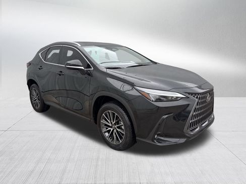 Used 2025 Lexus NX 350h 350h Premium image 3