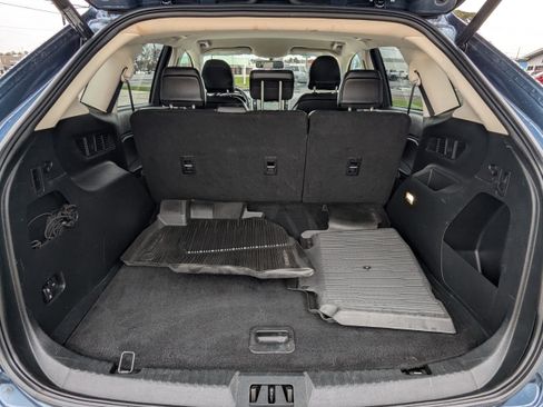 Used 2018 Ford Edge SEL w/ Equipment Group 201A AWD/4WD image 4