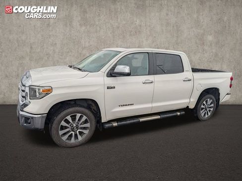 Used 2018 Toyota Tundra Limited w/ Limited Premium Package AWD/4WD image 4