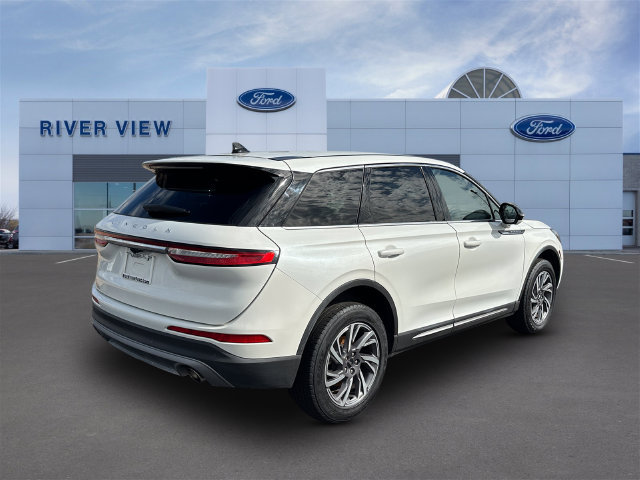 Used 2023 Lincoln Corsair AWD w/ Equipment Group 101A image 6
