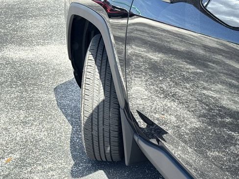 Used 2025 Toyota RAV4 XLE w/ Convenience Package image 41