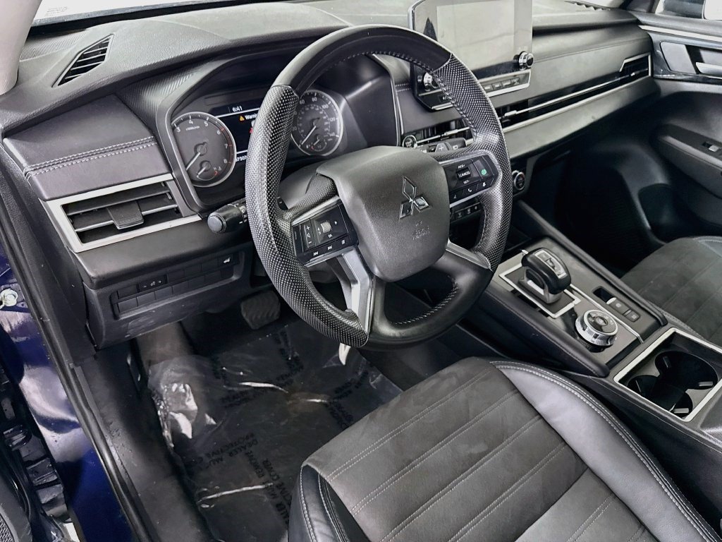 Used 2023 Mitsubishi Outlander SE FWD image 22
