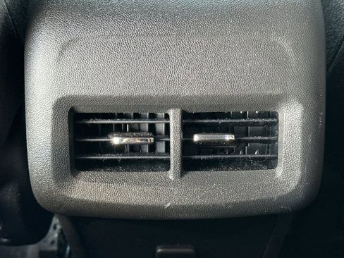 Used 2019 Chevrolet Equinox LT AWD/4WD image 20