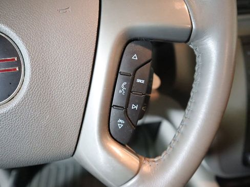 Used 2014 GMC Sierra 3500 SLT w/ SLT Convenience Package image 44