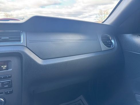 Used 2012 Ford Mustang Convertible image 18