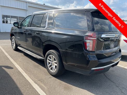 Used 2022 Chevrolet Suburban LT AWD/4WD image 6