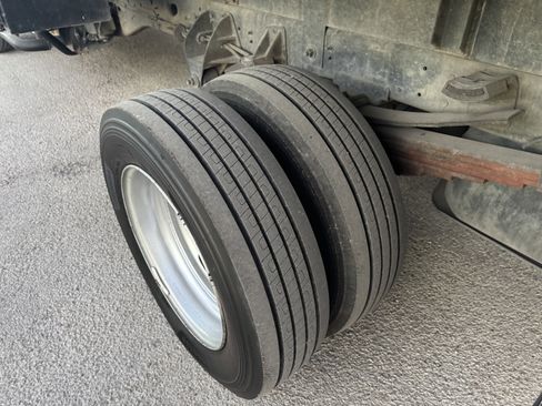 Used 2012 RAM 4500 2WD Regular Cab DRW w/ ST Decor Group image 20