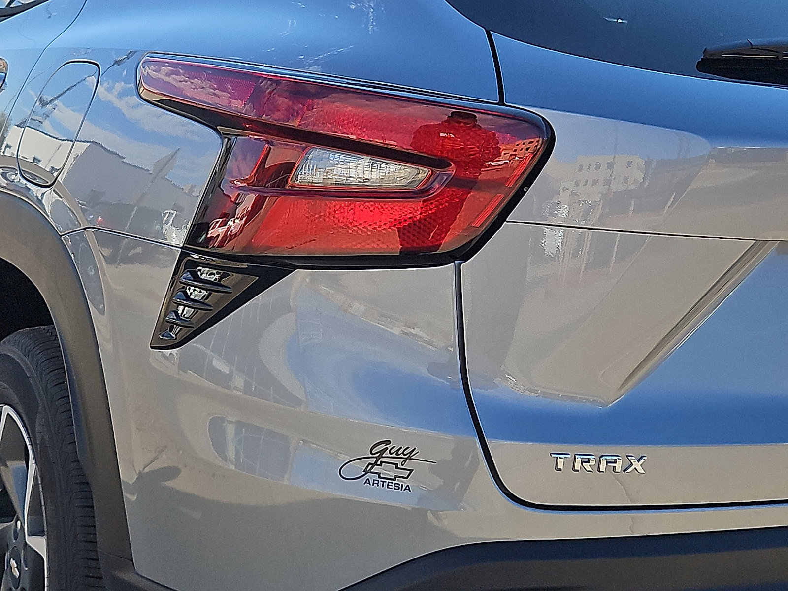 New 2026 Chevrolet Trax LT w/ LT Convenience Package FWD image 9