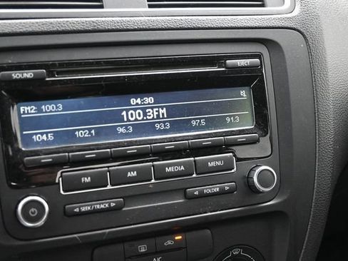 Used 2014 Volkswagen Jetta S FWD image 17