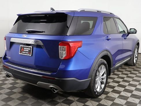 Used 2022 Ford Explorer Limited w/ Equipment Group 301A RWD image 14