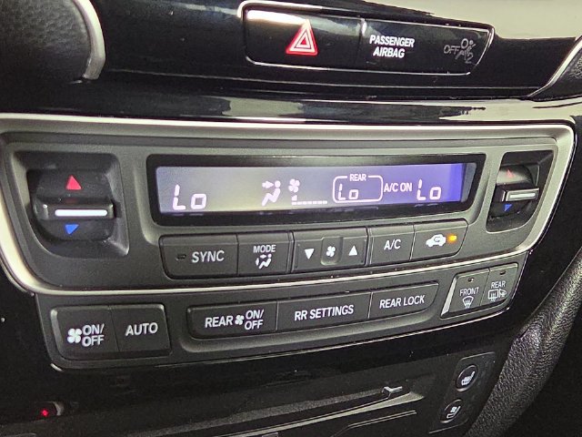 Used 2021 Honda Pilot Elite image 22