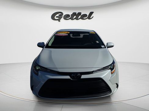 Used 2024 Toyota Corolla LE FWD image 2