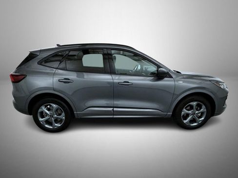 Used 2023 Ford Escape ST-Line w/ Tech Pack #1 AWD/4WD image 4