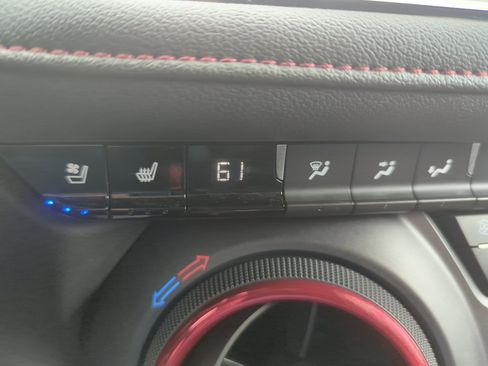 Used 2020 Chevrolet Blazer RS image 26