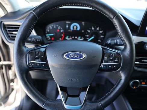 Used 2021 Ford Escape SE w/ Convenience Package image 16