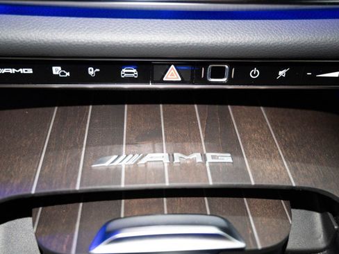 New 2026 Mercedes-Benz E 53 AMG e 4MATIC Sedan image 31