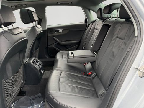 Used 2019 Audi A4 2.0T Premium FWD image 10