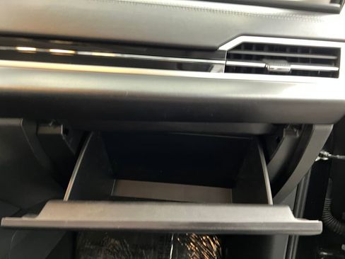 Used 2023 Mitsubishi Outlander SE image 28