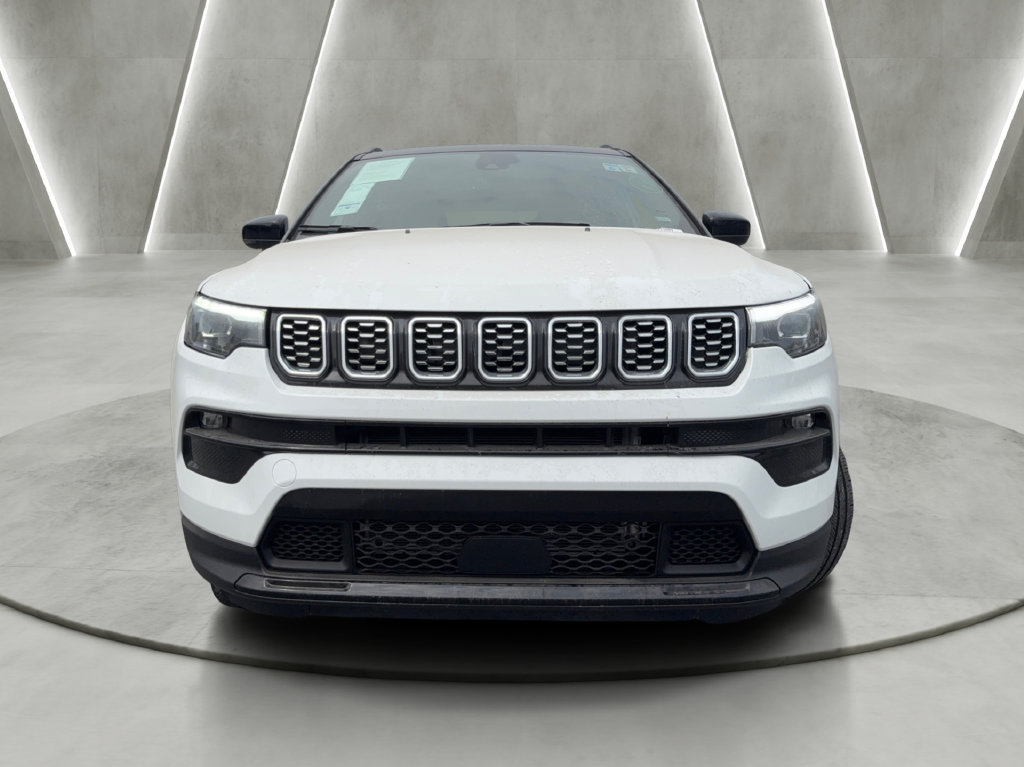 Used 2025 Jeep Compass Limited w/ Elite Group AWD/4WD image 2