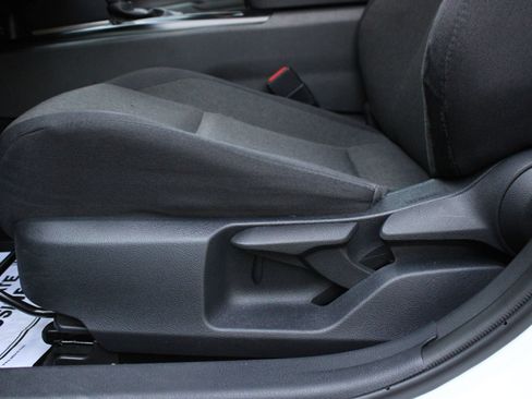 Used 2025 Toyota Camry LE FWD image 14