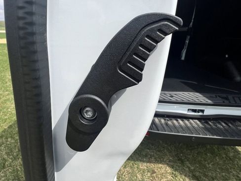New 2026 Ford Transit 250 148 Medium Roof RWD image 27