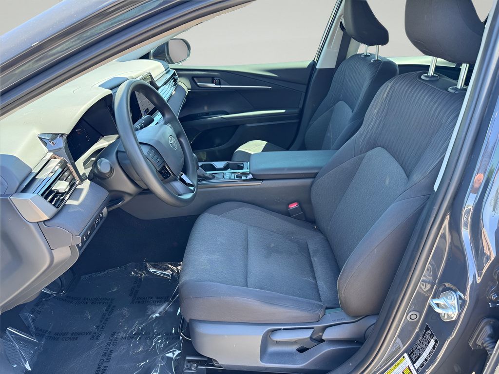 Used 2025 Toyota Camry LE FWD image 12