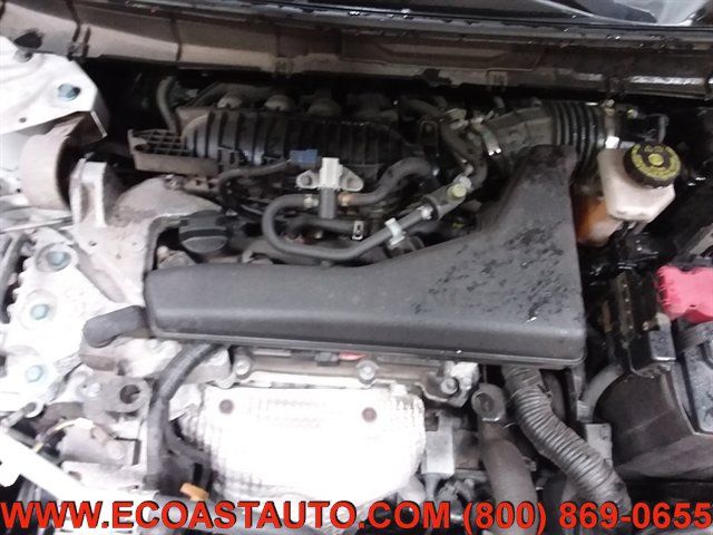 Used 2016 Nissan Rogue S w/ Appearance Package AWD/4WD image 9
