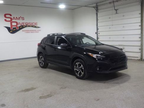 Used 2025 Subaru Crosstrek 2.0i Premium w/ Convenience Package #2 image 5