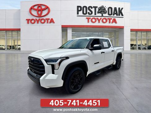 Used 2023 Toyota Tundra SR5 AWD/4WD image 4