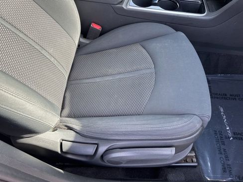 Used 2019 Hyundai Sonata SEL w/ Winter Weather Package image 46