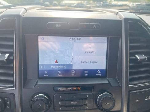 Used 2019 Ford F150 XLT w/ Equipment Group 302A Luxury AWD/4WD image 9
