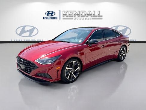Used 2023 Hyundai Sonata SEL Plus FWD image 3