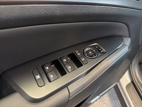 New 2026 Kia Sportage SX image 15