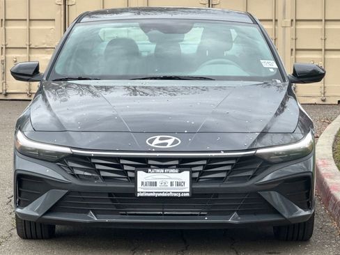 New 2026 Hyundai Elantra Sport image 6